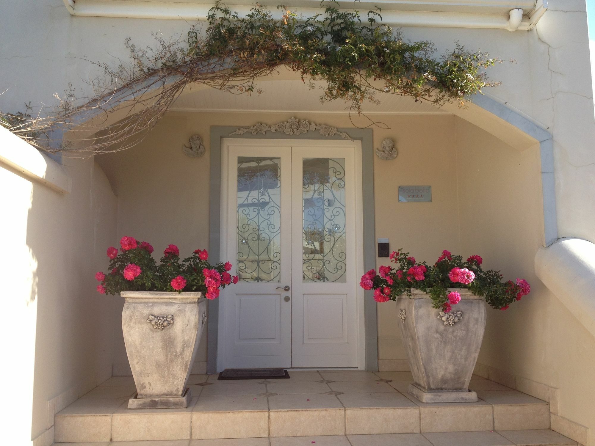 Isola Bella Guest House Книсна Екстер'єр фото